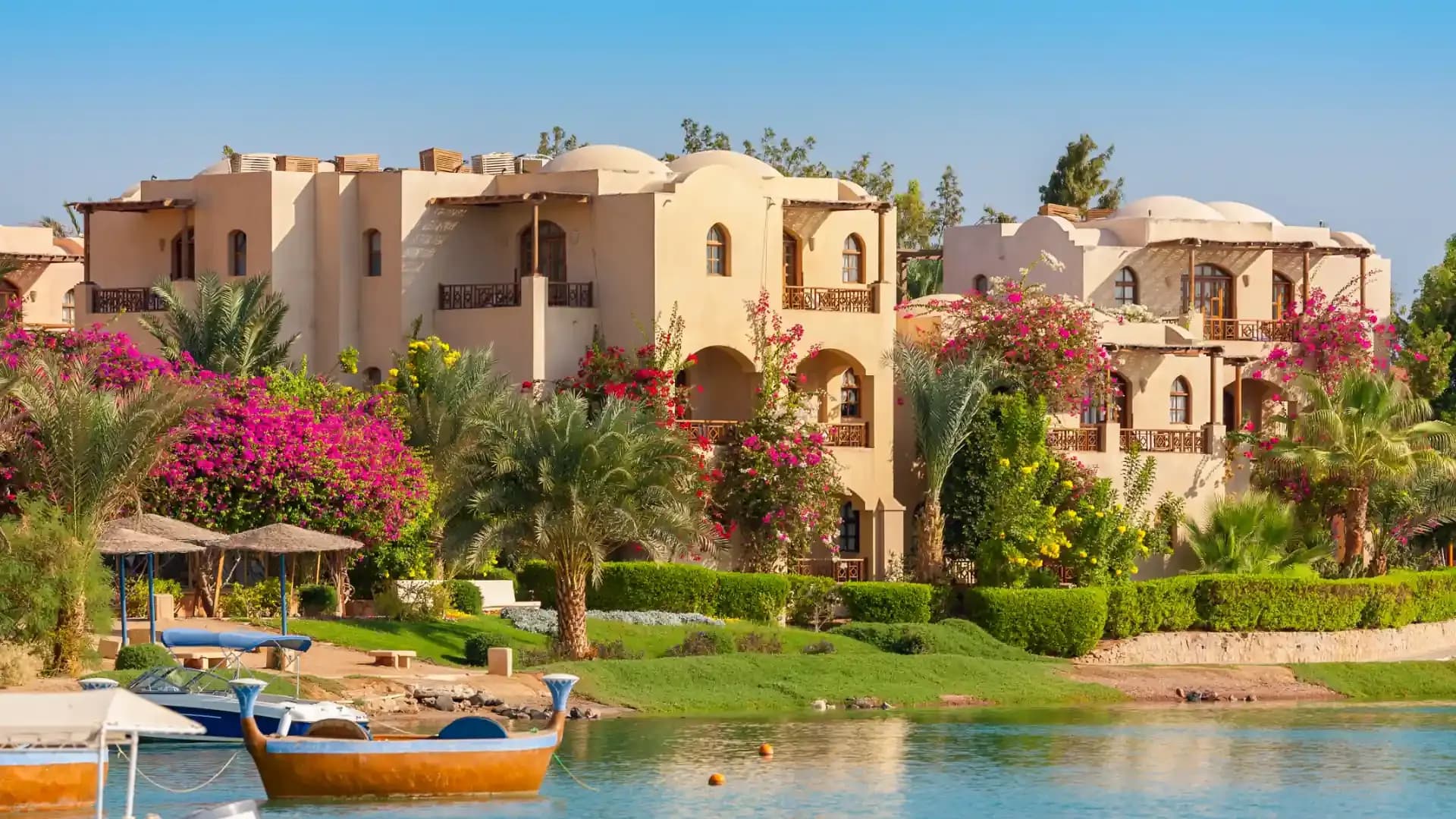 Villas on the lagoon in El Gouna